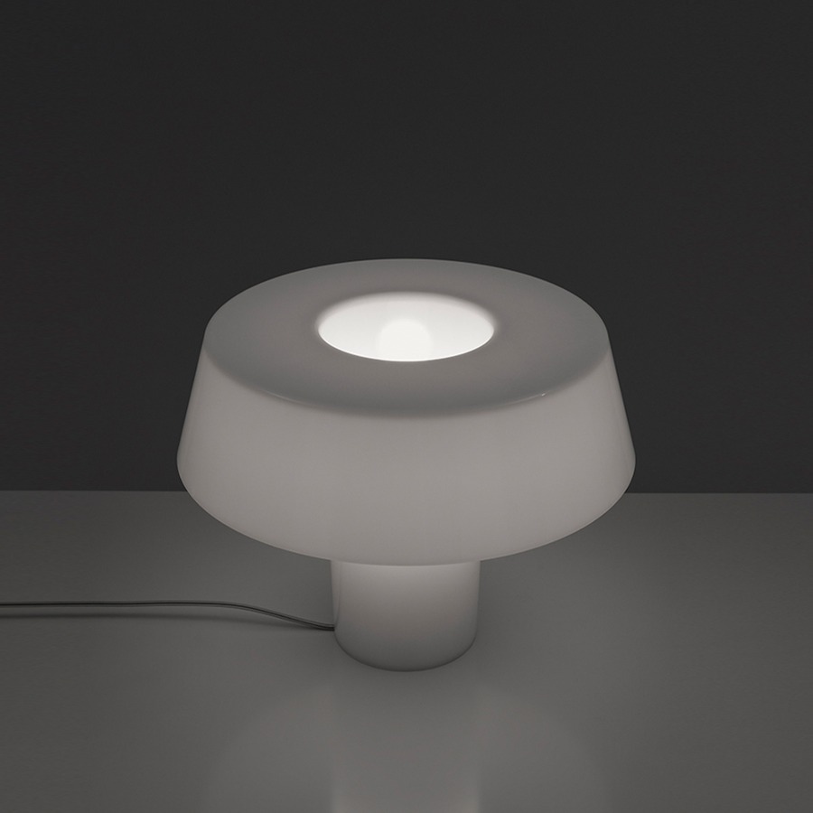다네제 밀라노 아마미 테이블 램프 Amami Table Lamp Opal White
